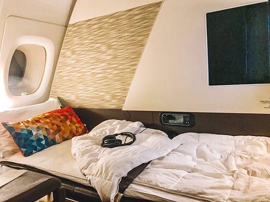 Etihad EY454 A380 Abu Dhabi to Sydney First Class Apartment Review by Award Lounge